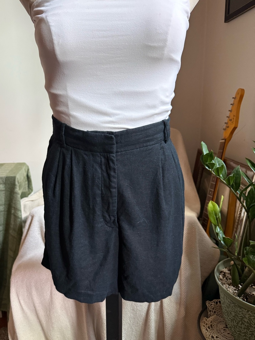 Abercrombie & Fitch Classic High-Waist Linen Black Women's Shorts